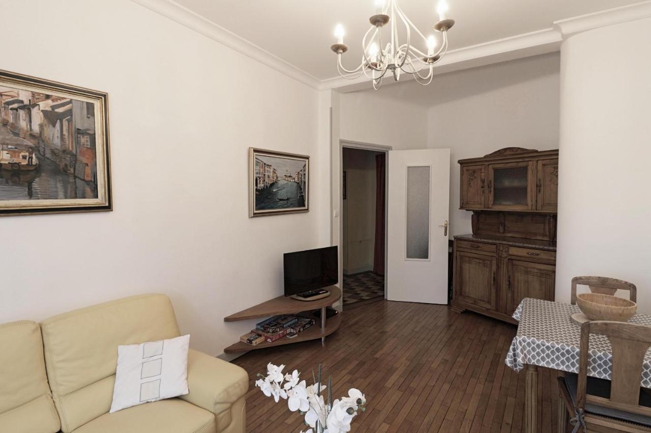 Le Family Lodge 2 Chambres 4 Personnes Classe 3 Etoiles Annecy Esterno foto